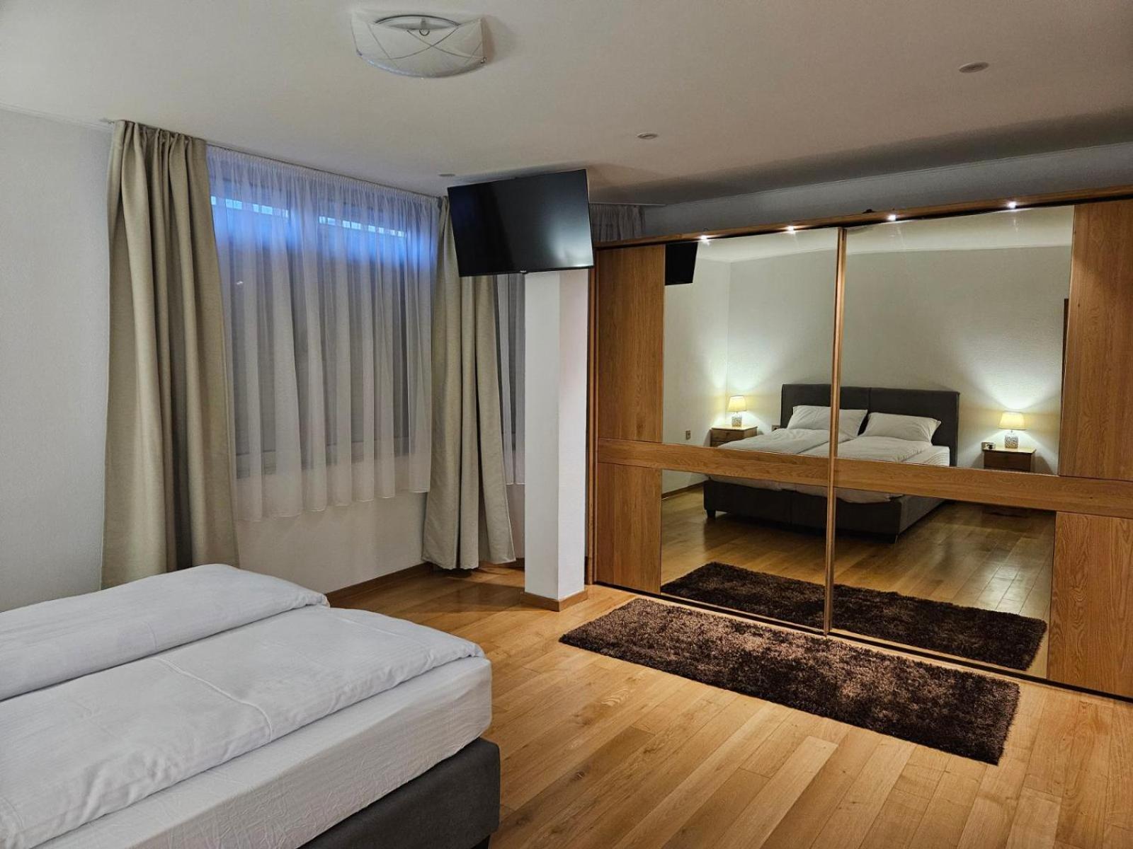 Apartman Centar Bulevar Ex Sa Garazom Banja Luka Luaran gambar
